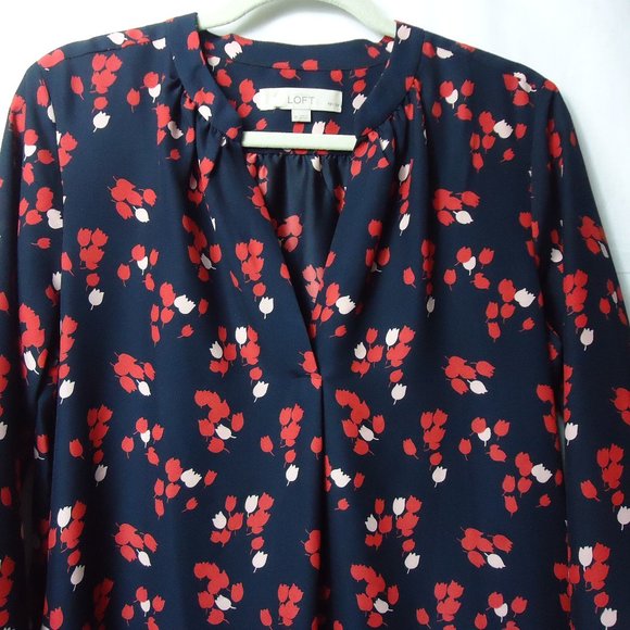 LOFT Petite Blue & Red Floral Tulips V Neck Shift Dress - Picture 7 of 7